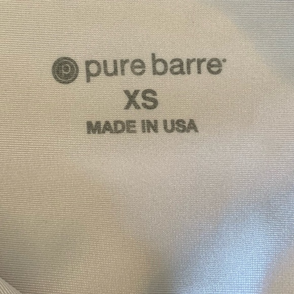 3/25$ 🍒Pure barre Holidays leggings - Picture 3 of 4